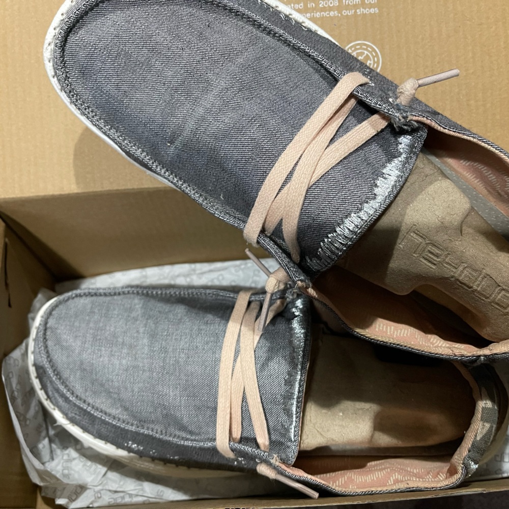 Hey Dude Wendy Size 9 Boho gray